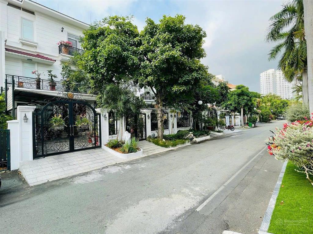 Bán biệt thự song lập mỹ kim, khu trung tâm cảnh đồi, phú mỹ hưng, quận 7, giá 72 tỷ. 0902 949 ***