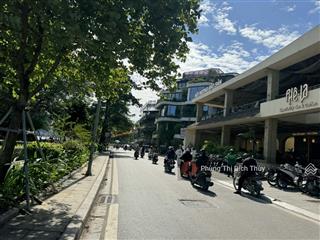 Bán đất xây toà apartment  siêu đẹp  gần hồ tây  215m2  mt 10m  83 tỷ  kinh doanh khủng