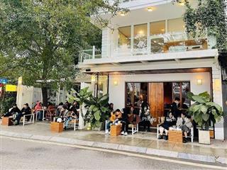 Bán đất xây toà văn phòng căn hộ mặt phố hoàng hoa thám kinh doanh 268m2 78 tỷ