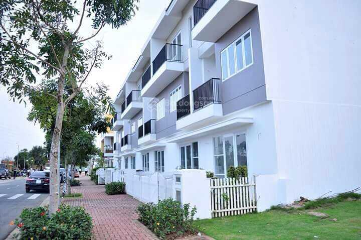 Cần bán căn shophouse river park đối diện công viên giá 12,3 tỷ (thương lượng)