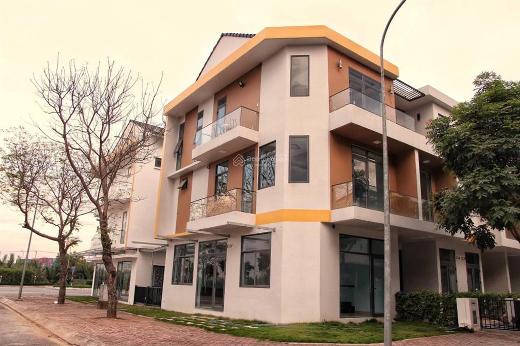 Cần bán căn shophouse river park đối diện công viên giá 12,3 tỷ (thương lượng)