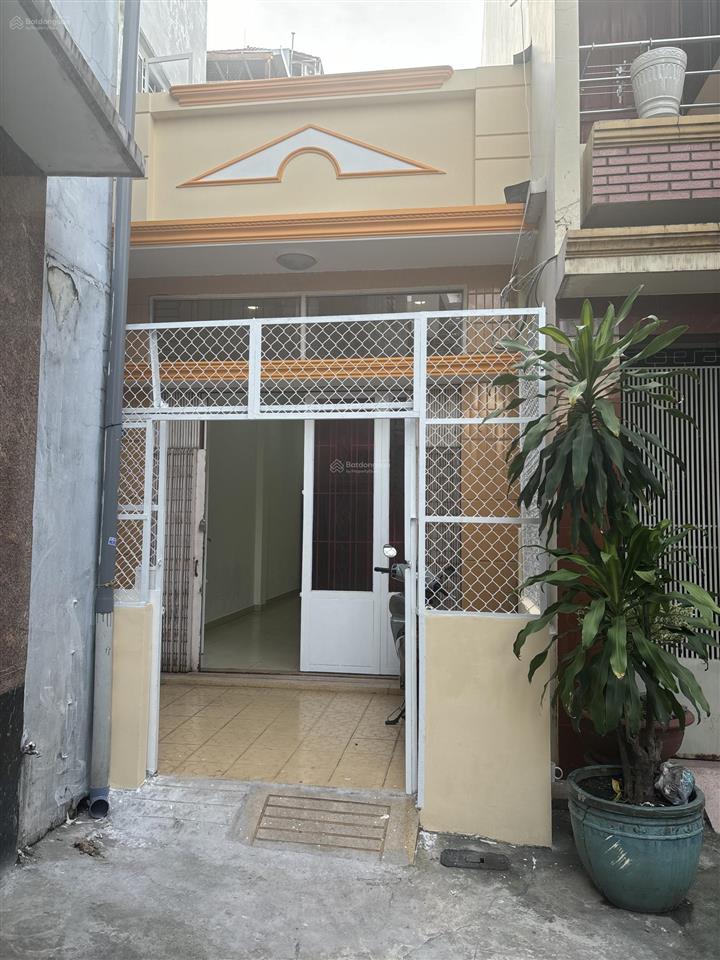 Cho thuê nhà nguyên căn hẻm xe hơi hồ hảo hớn, thích hợp làm vp, bán hàng online