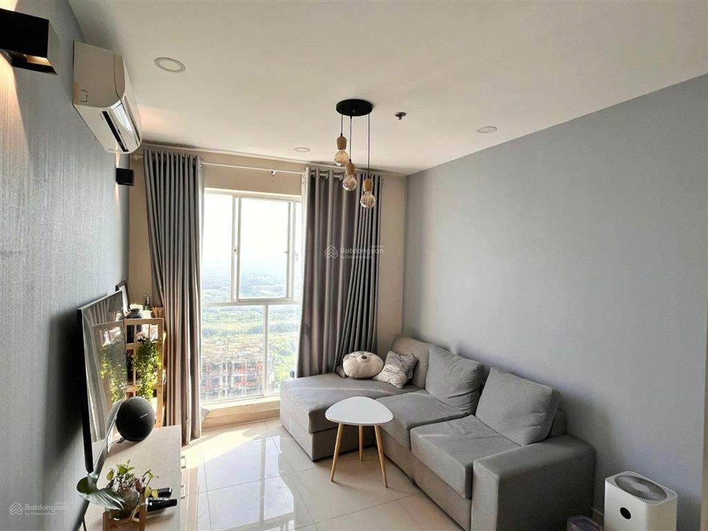 Cần cho thuê căn hộ 2pn cc long sơn, quận 7, có 2 máy lạnh, 7,5 tr/tháng.  0903 390 *** ms. hải