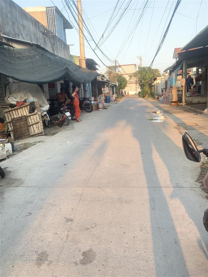 Kẹt tiền tôi cần bán gấp đất mặt tiền kinh doanh 120m2, shr, ngay kcn, chợ, trường học, giá 1,15tỷ