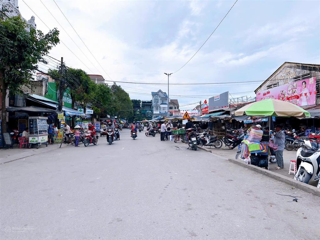 Chính chủ cần bán 1 lô đất siêu đẹp 100m2 giá 480triệu ngay bình thuỷ 1/bàu sen cách tl 825 500m