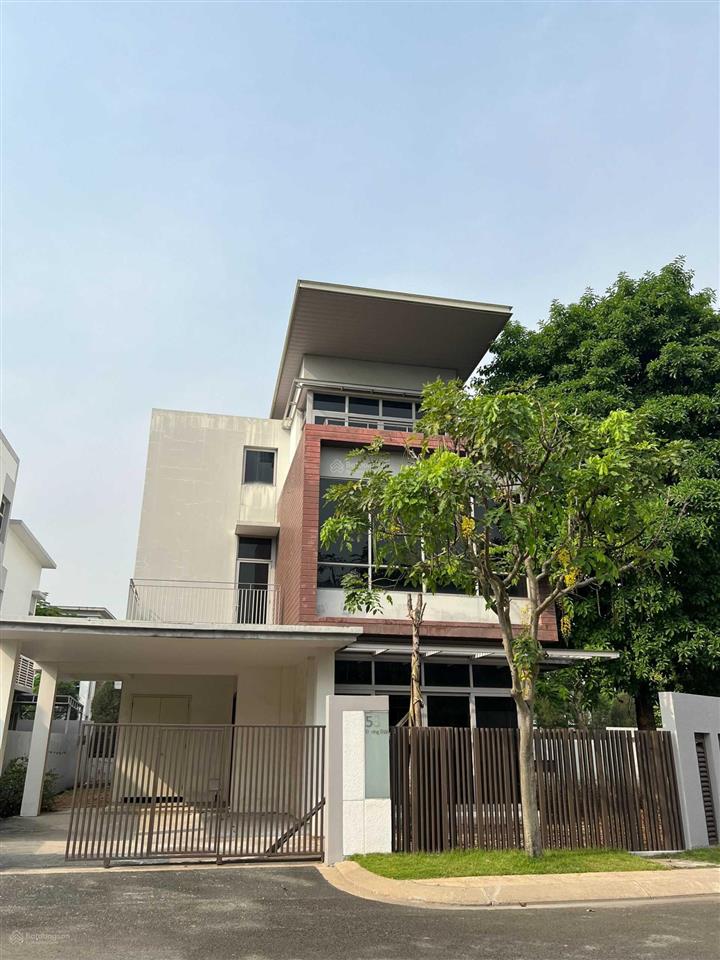 Bán biệt thự đơn lập rivera cove căn góc 3 mặt thoáng full nội thất 65 tỷ