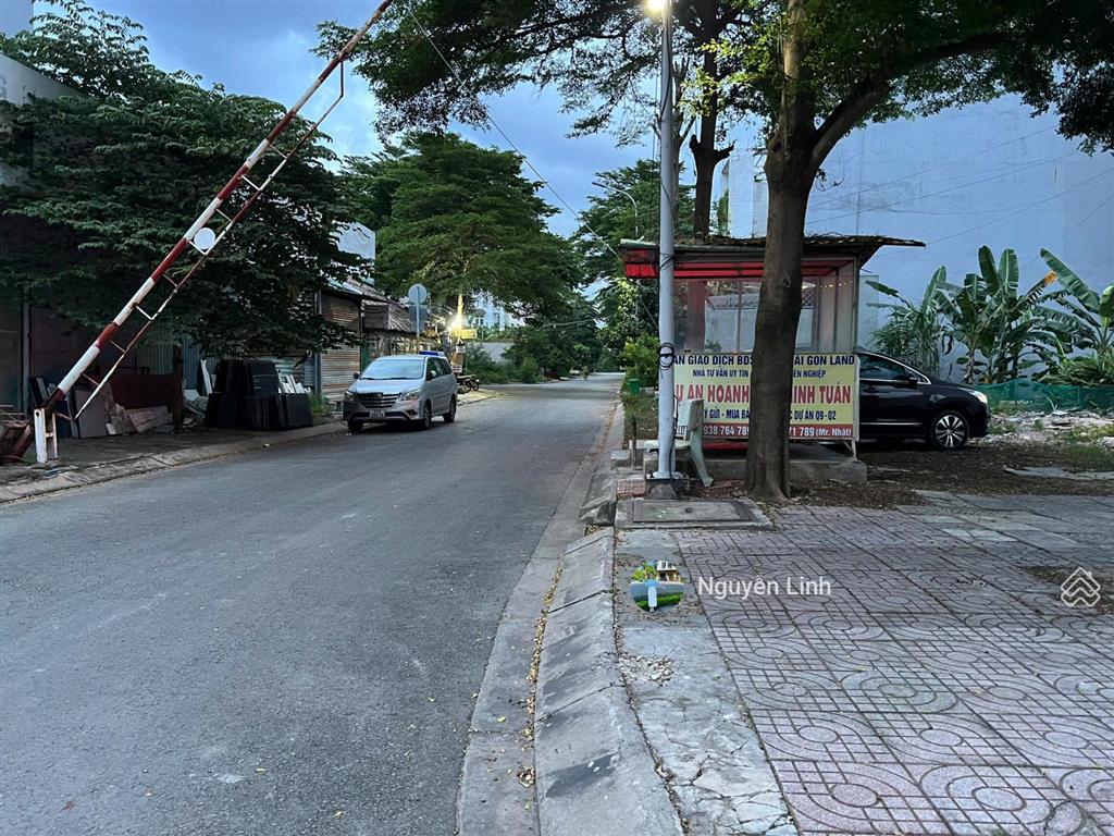 Bán lô đất mặt tiền đỗ xuân hợp đối diện global city ngang 5x25m vị trí đẹp