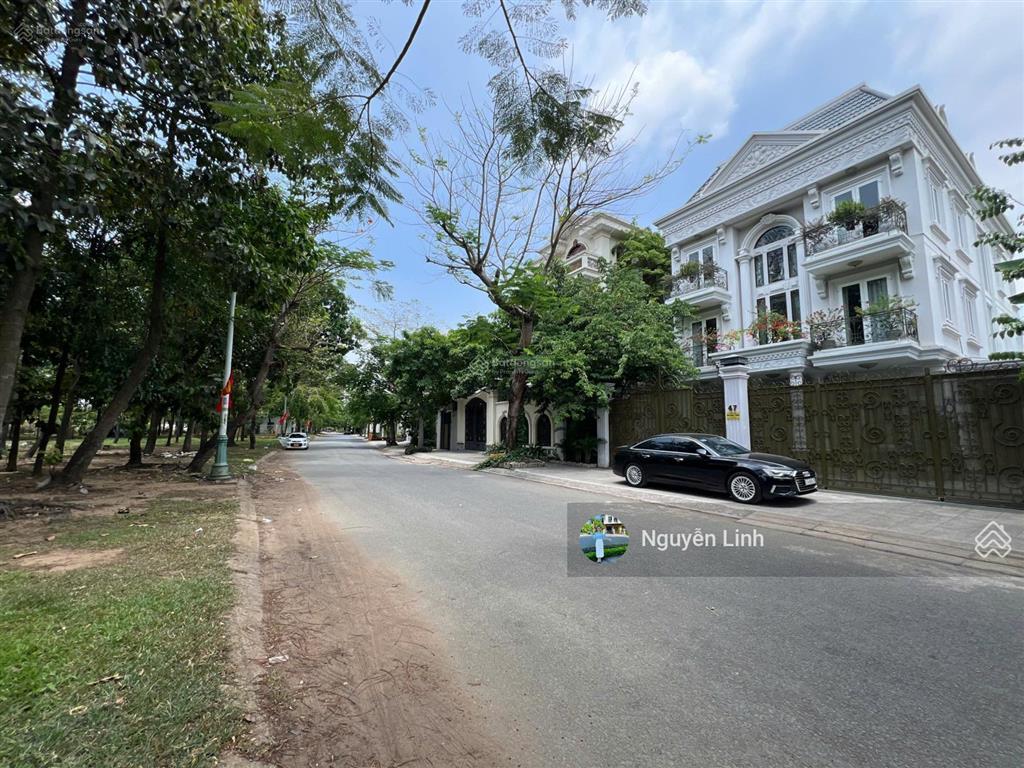 Chính chủ gửi bán lô nền biệt thự đơn lập ngang 15x25m khu dân cư đông thủ thiêm, btđ quận 2