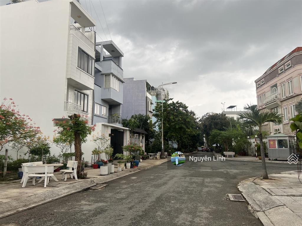 Linh cần bán lô đất 6x18m khu dân cư đông thủ thiêm, q2, tphcm