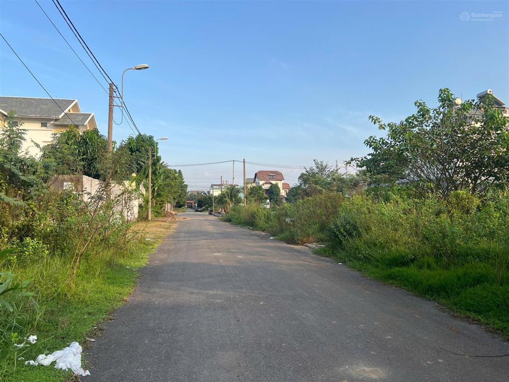 Linh bán lô đất biệt thự đẹp sổ sẵn ngang 18mx21m, dt 378m2 khu dân cư đại học bách khoa quận 9