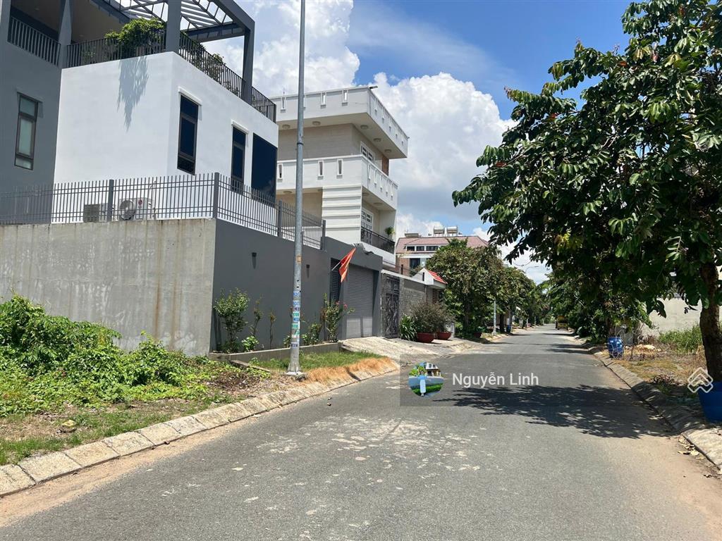 Bán nhanh nền biệt thự ngang 12x20m, trục 16m kdc nam long, phường phước long q9 cũ tphcm
