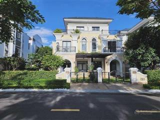Villa song lập 5pn ngang 17.5m khu dân cư verosa park dtsd 355m2 nở hậu, 3 mặt sân vườn