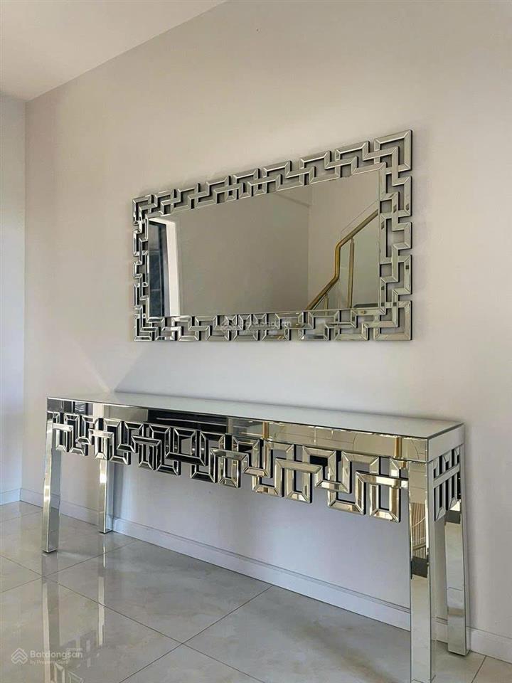 Bán căn góc verosa park khang điền ngang 8x18,5m, 1 trệt 3 lầu, full nội thất  0902 514 ***