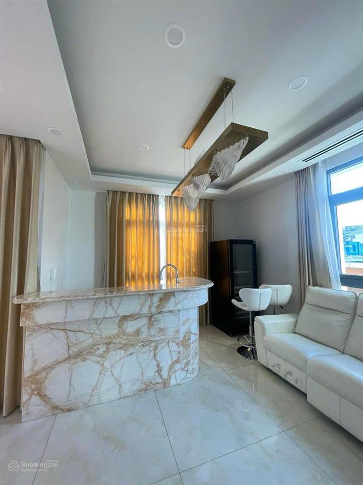 Bán căn góc verosa park khang điền ngang 8x18,5m, 1 trệt 3 lầu, full nội thất  0902 514 ***