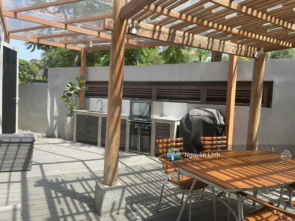 Bán căn góc 3 mặt tiền full nội thất khu biệt thự riviera cove keppel land quận 9 giá chỉ 65 tỷ
