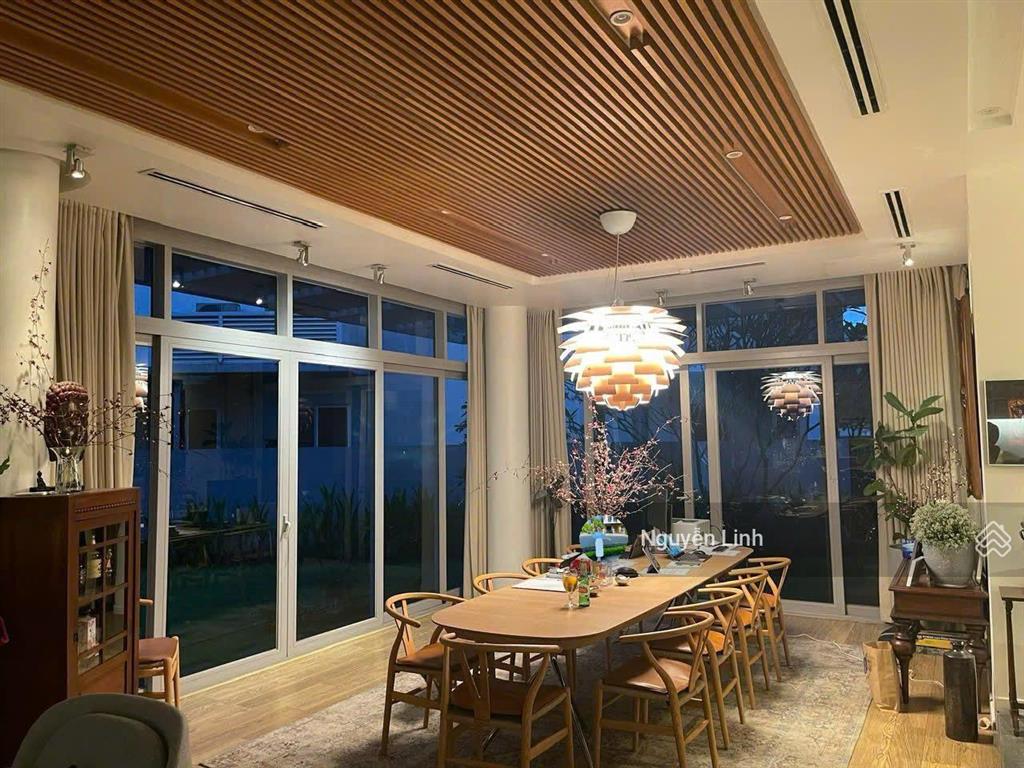 Bán căn góc 3 mặt tiền full nội thất khu biệt thự riviera cove keppel land quận 9 giá chỉ 65 tỷ