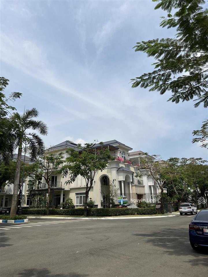 Siêu phẩm biệt thự the venica villas khang điền căn góc 2 mặt tiền full nội thất cao cấp