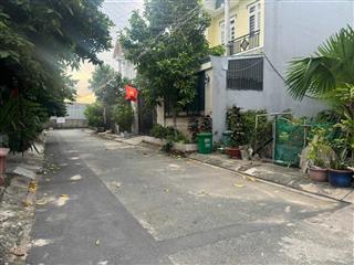 Bán gấp 1 căn nhà 1 lầu và lô đất cạnh nhau giá rẻ nhất khu vực