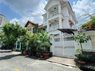 Bán biệt thự 94 đường 15 an phú, quận 2 gía 50 tỷ  0909 639 *** kim trọng