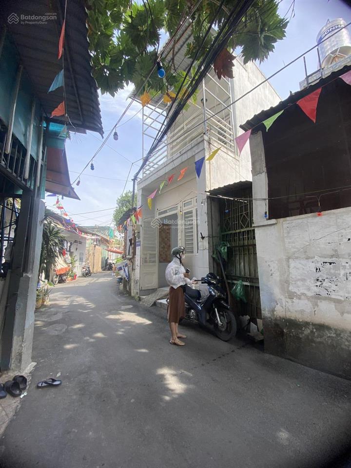 Nhà lầu hẻm ô tô thông. ngay gần chợ tam hà. bệnh viện thủ đức, tô ngọc vân, tam phú