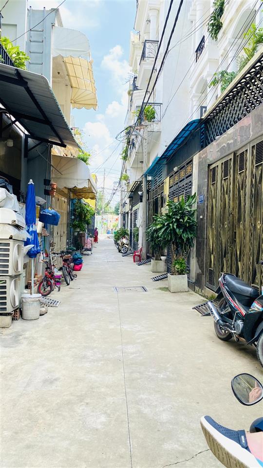 Bán lô đất giá tốt khu vực đường hiệp bình. phạm văn đồng. hẻm ô tô. khu nhà lầu. sổ hồng sạch đẹp