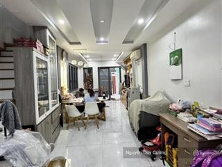 Nguyễn văn đậu gần 70m, ngang 5,1m x 3 tầng  p11 bình thạnh  chỉ 8,1 tỷ.
 ngang bề thế 5,1m