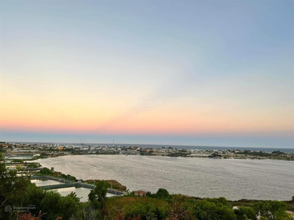 Lô đất 1100m2, qh full thổ, ngay đầm sơn hải, phước dinh, view biển rất đẹp, bán gấp chỉ 1.85 tỷ