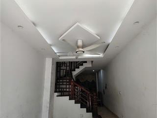 Bán nhà tứ liên, nhà đẹp, khu vực hiếm nhà bán, ô tô tránh, 5 tầng, 11.5 tỷ