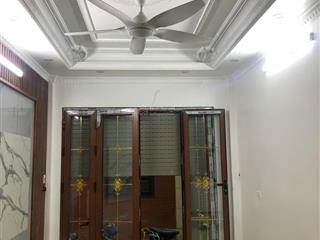 Bán nhà phúc xá, ngõ thông, kinh doanh cực tốt, 28/35m2, 5 tầng, 6,8 tỷ