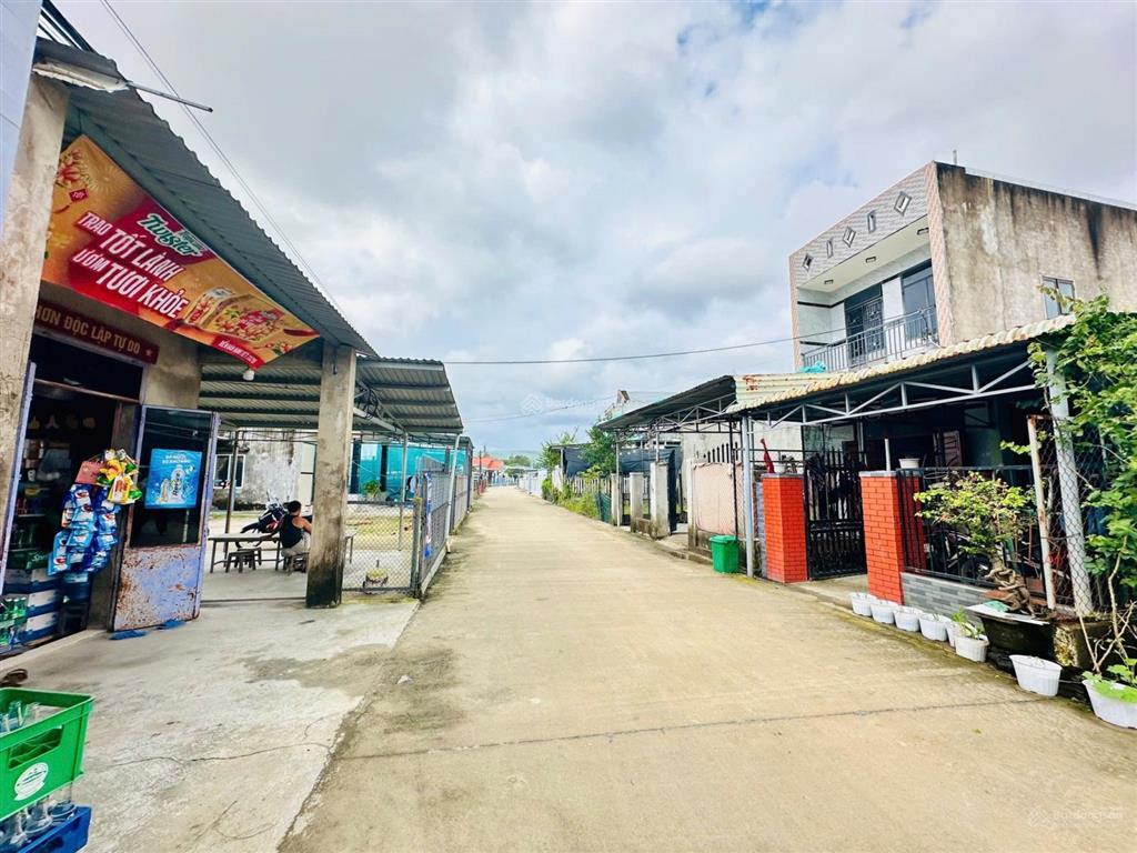 Bán lô đất dt 180m mặt tiền đường 7m5 đông phú 2, giáp phú nam sơn, hòa khương