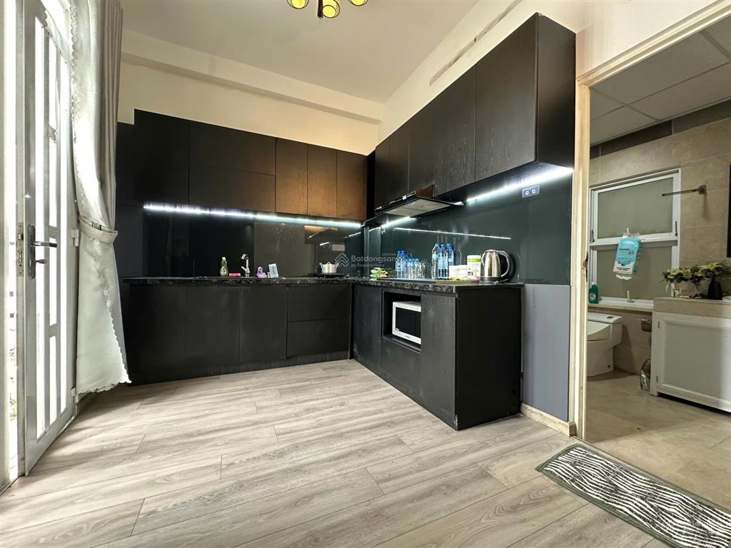Căn hộ 1pn 50m2 ban công | gần tòa nhà viettel & vx dân chủ q10, nội thất luxury, cho nuôi thú cưng
