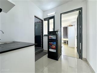 Cho thuê 1pn tách bếp 30m2 đón nắng gần bờ kè trường sa, cầu lê văn sỹ, cho nuôi pet, trống sẵn
