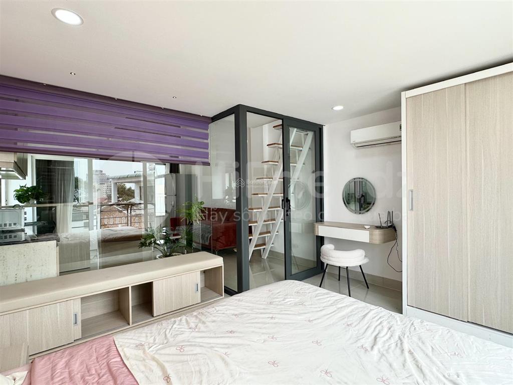 Ch duplex 2pn + 1pk 80m2 bancol đón nắng, gần cầu ông lãnh, chợ bến thành cho nuôi pet, hẻm xe hơi