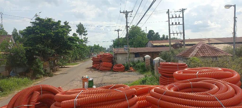 4395 đất skc có nhà xưởng mặt tiền đường giải phong long an long thành bán rẻ