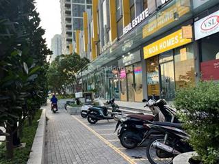 Bán shophouse mặt tiền masteri an phú, 170m2 (1 trệt 2 lầu), đang cho thuê, giá 24,5 tỷ