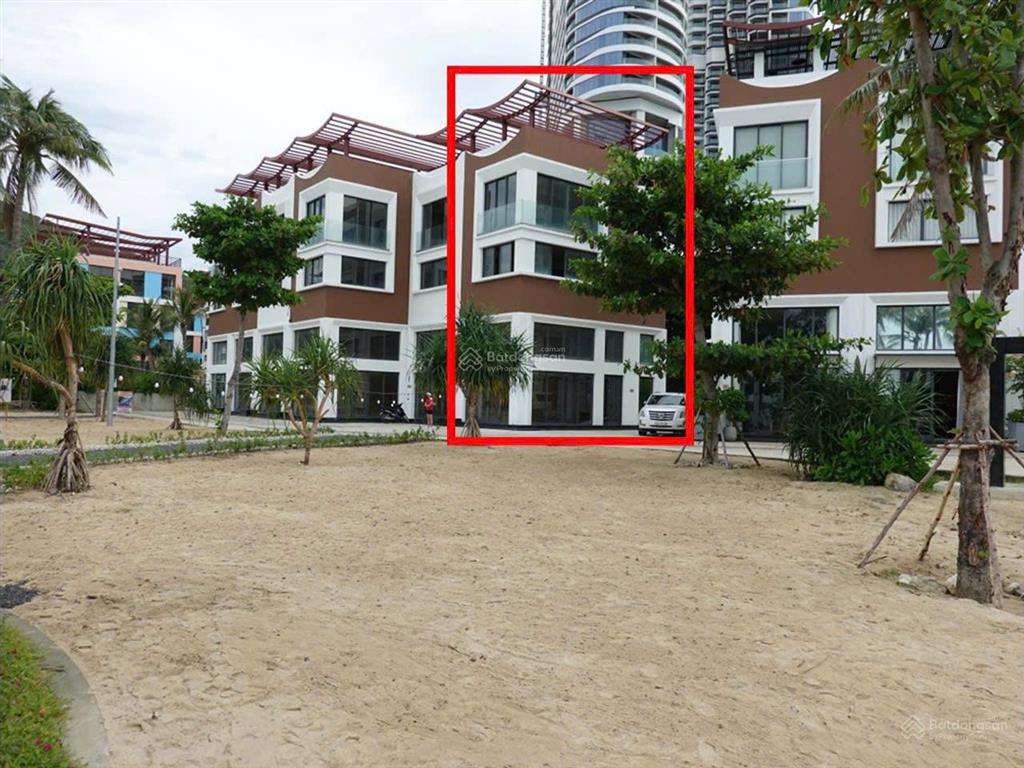 Bán shop nhà phố libera nha trang vị trí hoa hậu, view trực diện biển trước sau