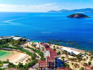 Bán shop nhà phố libera nha trang vị trí hoa hậu, view trực diện biển trước sau