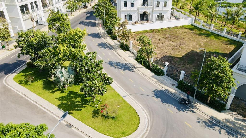 Dinh thự view sông the manhattan  vinhomes grand park 755m2 đất, giá 139 tỷ