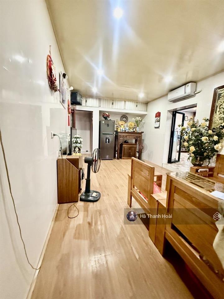 Bán tập thể phương mai! 80m2, 2 ngủ, tầng 2, lô góc, thoáng đẹp, ở ngay, giá chào 3.x tỷ!