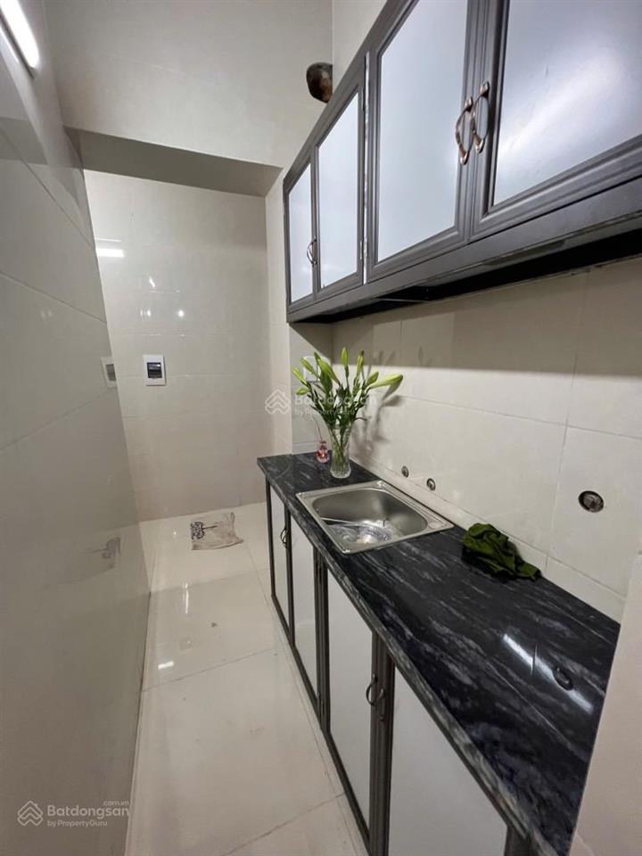 Bán tập thể tầng 1 chùa láng! 35m2, full nội thất, gần phố, vô vàn trường đại học