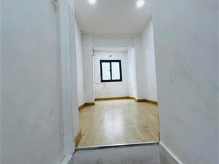Chdv chu văn an p.12 bình thạnh (4x10m) 8pn 3 tầng 8pn  thu nhập 30tr/th. giá 8,5 tỷ thương lượng
