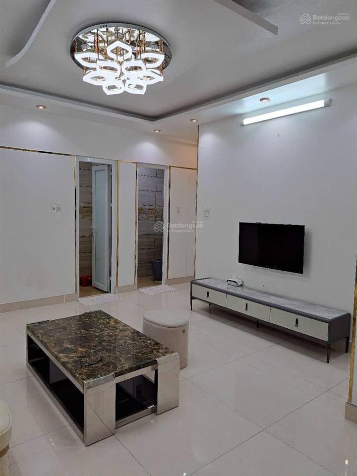 Bán căn hộ chung cư 312 lạc long quân, q. 11  giá 3,39 tỷ