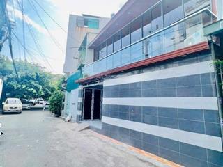Nhà mặt tiền nội bộ  giá 3,98 tỷ. địa chỉ trịnh đình trọng, p5, q11