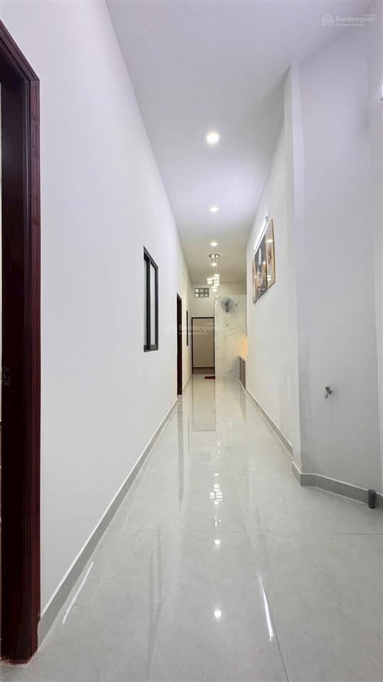 1/ lê đại hành, p11, q11  giá 7,3 tỷ