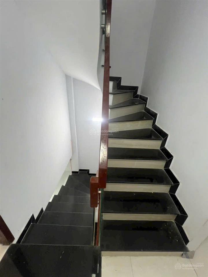 1/ lê đại hành, p11, q11  giá 7,3 tỷ