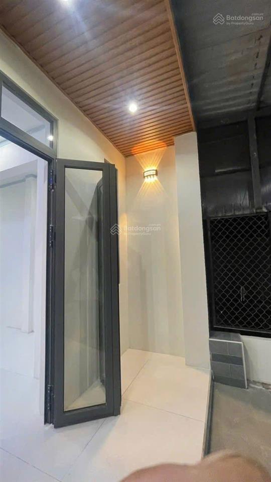 Bán nhà p tân an.củ gần chợ bến the cách huỳnh thị hiếu 100m 3 phòng ngủ . sân ôtô 7 chỗ
dt 4.5