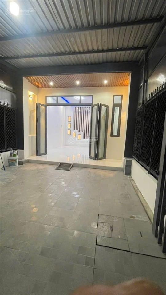 Bán nhà p tân an.củ gần chợ bến the cách huỳnh thị hiếu 100m 3 phòng ngủ . sân ôtô 7 chỗ
dt 4.5