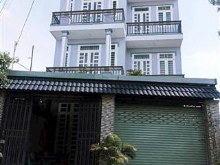 Nhà 1 trệt 2 lầu ngang 7.7m dài 11m, mặt tiền đường tân hiệp 16 gần chợ hóc môn thuộc xã tân hiệp