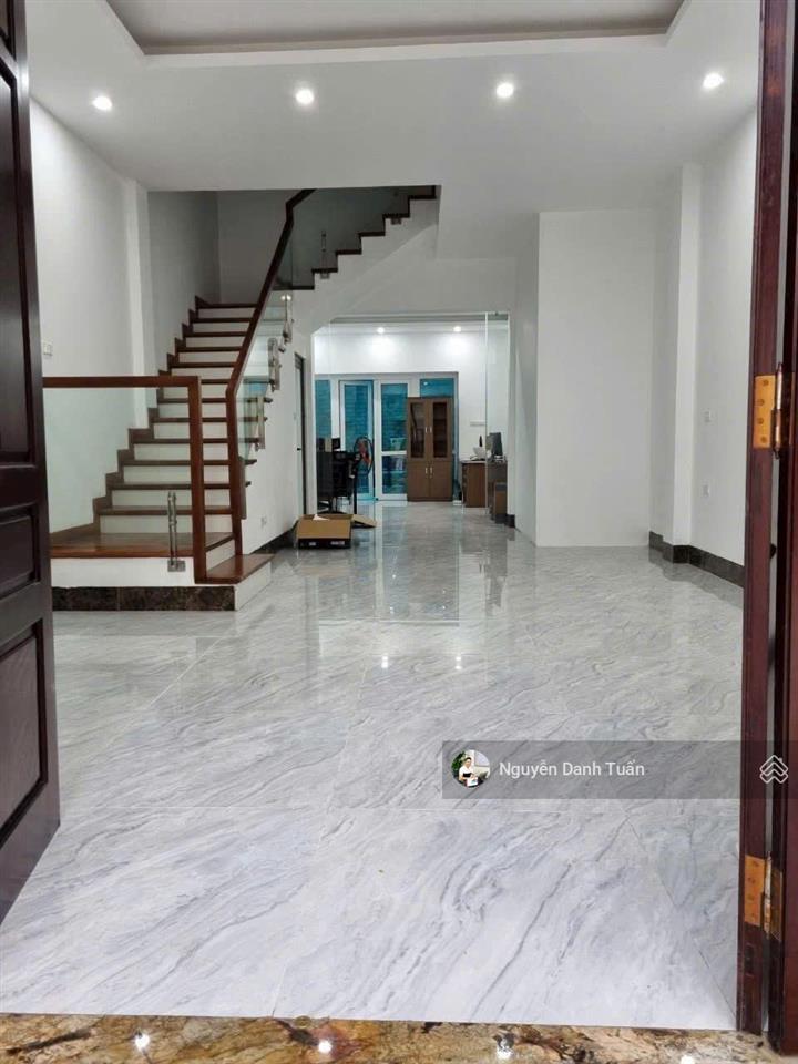 Cần bán a4329 80m2 mặt tiền 5m geleximco. hoàn thiện đẹp, sổ sẵn. đang cho thuê 250 tr/năm