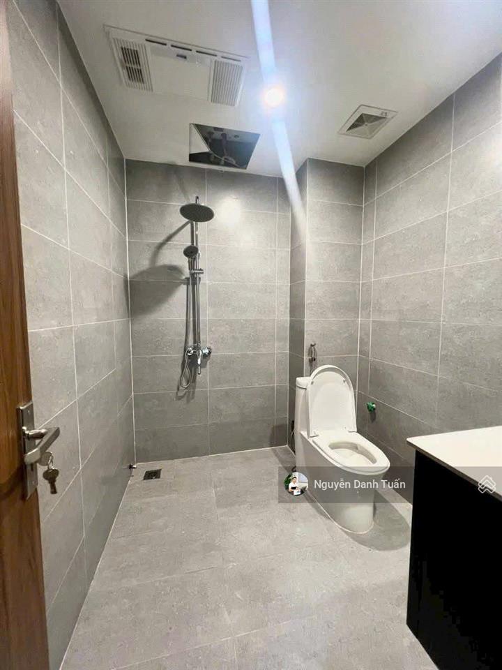 Cần bán a4329 80m2 mặt tiền 5m geleximco. hoàn thiện đẹp, sổ sẵn. đang cho thuê 250 tr/năm